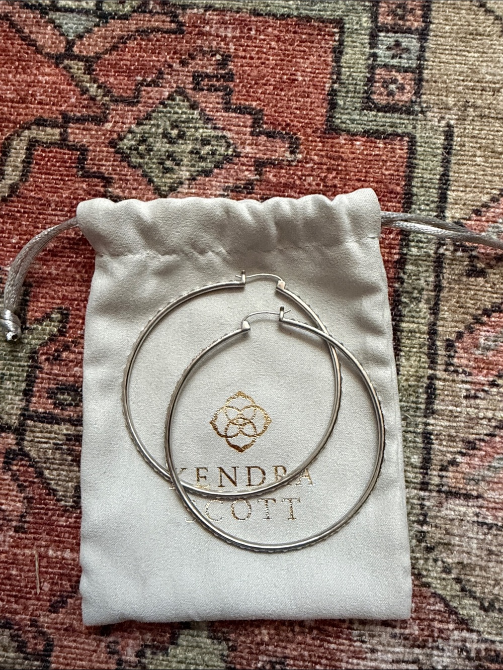 Kendra Scott Veronica Hoop Earrings